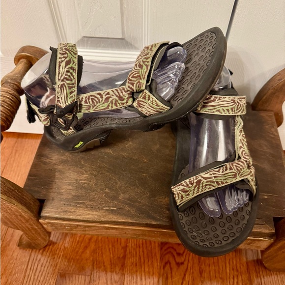 Teva Shoes - Teva Hiking Sandals